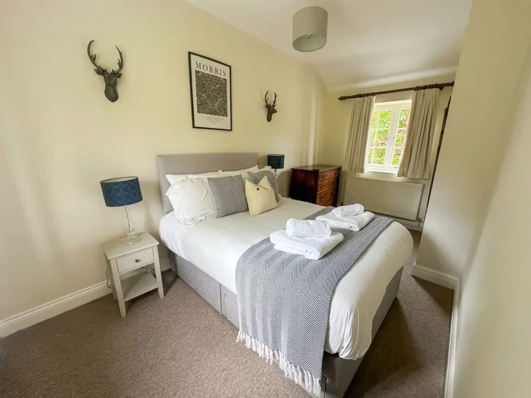 Garden Cottage 03